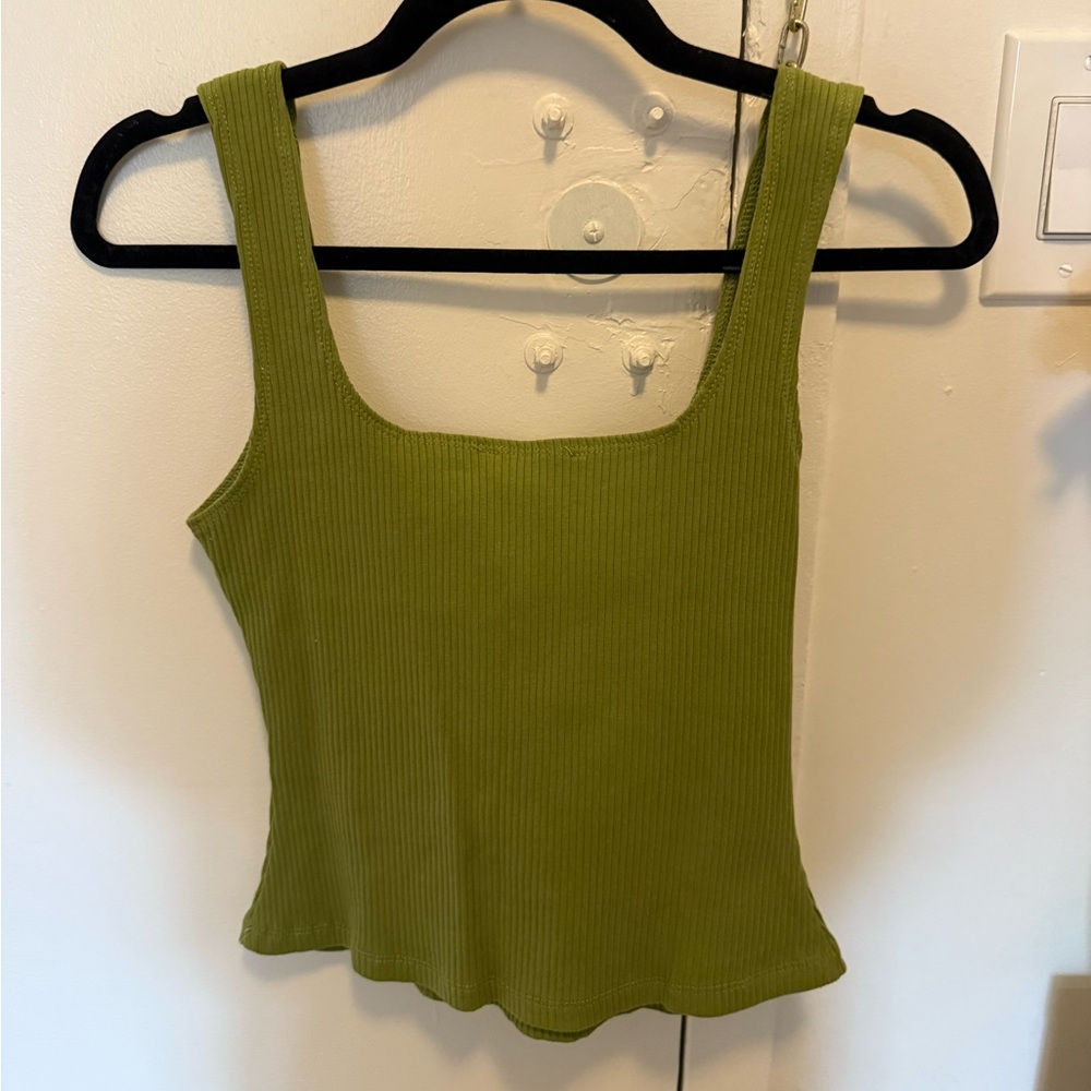 Green Ribbed Tank - Picture 4 of 6